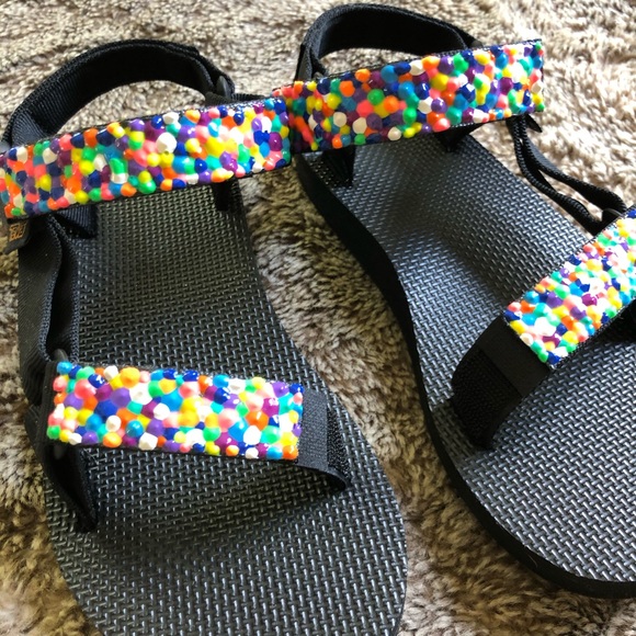custom tevas